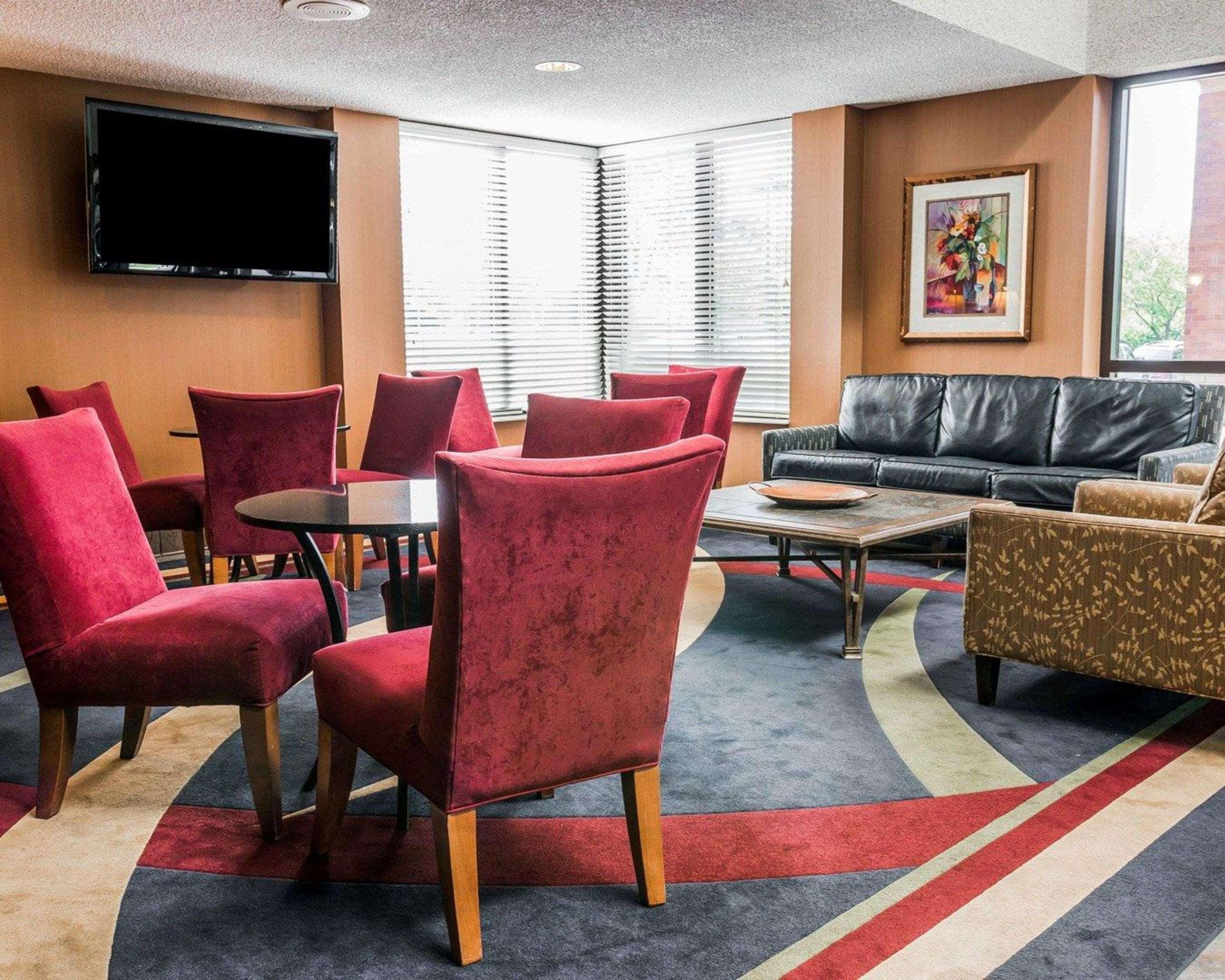 Quality Inn Auburn Hills - Detroit North Exteriör bild