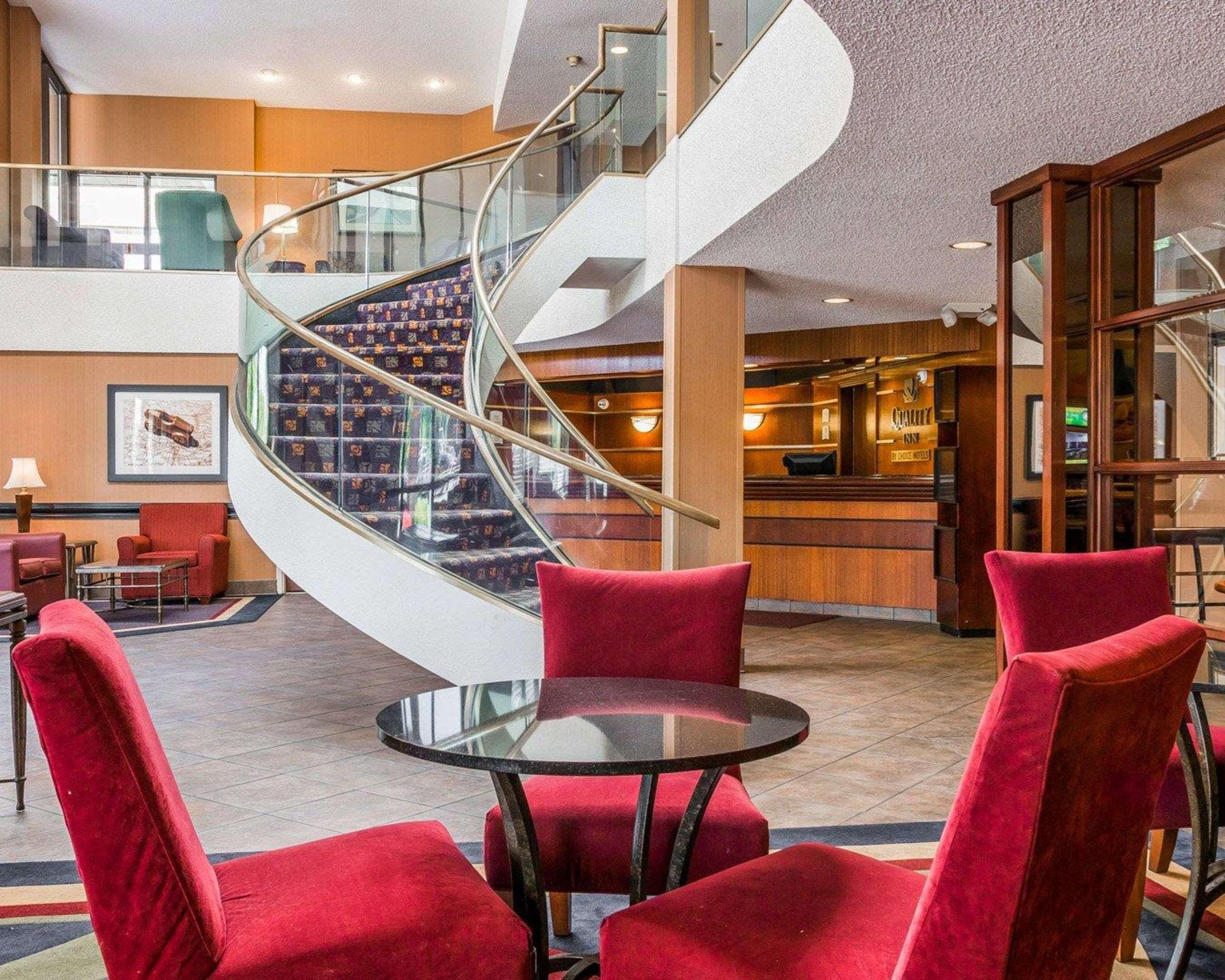 Quality Inn Auburn Hills - Detroit North Exteriör bild