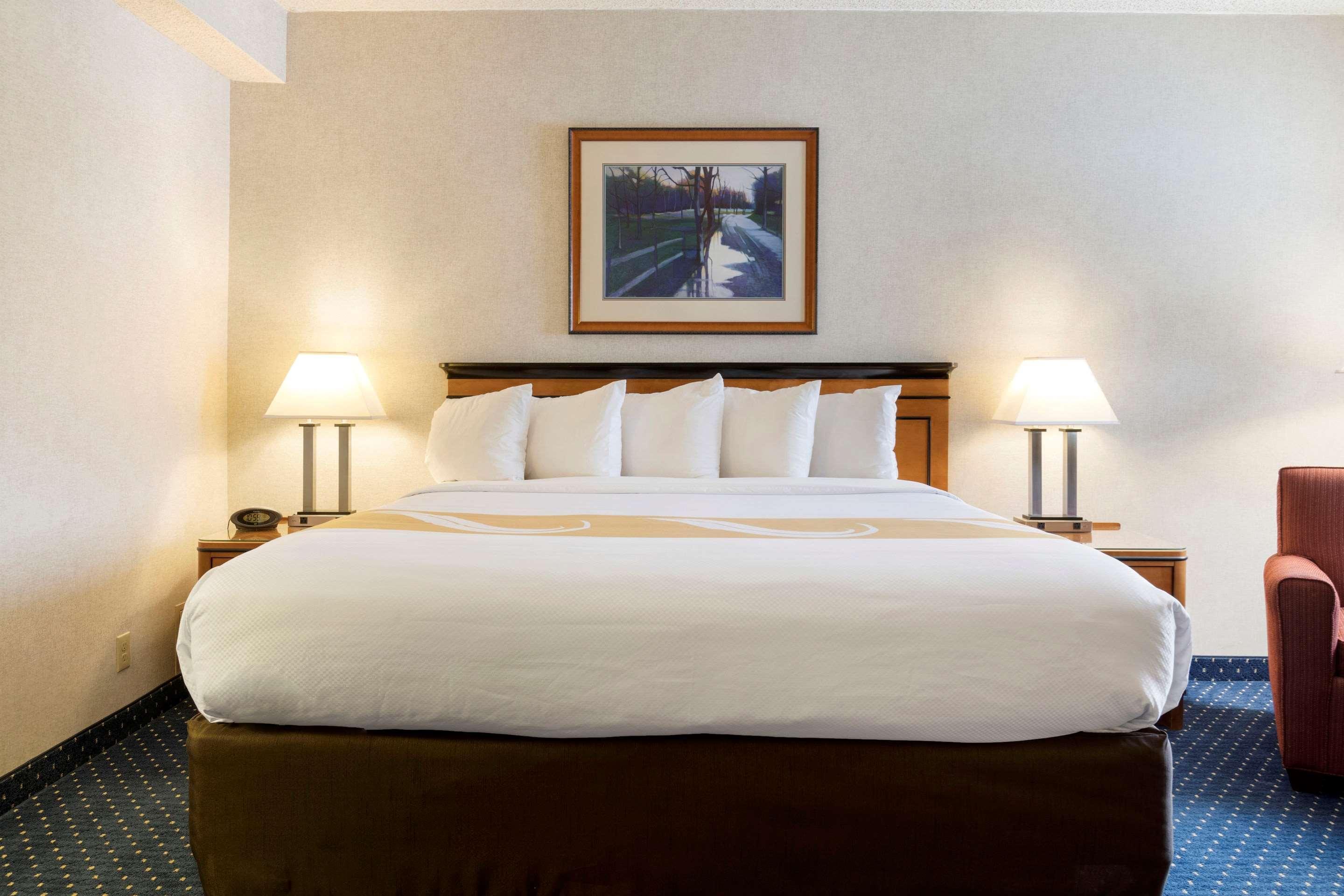 Quality Inn Auburn Hills - Detroit North Exteriör bild