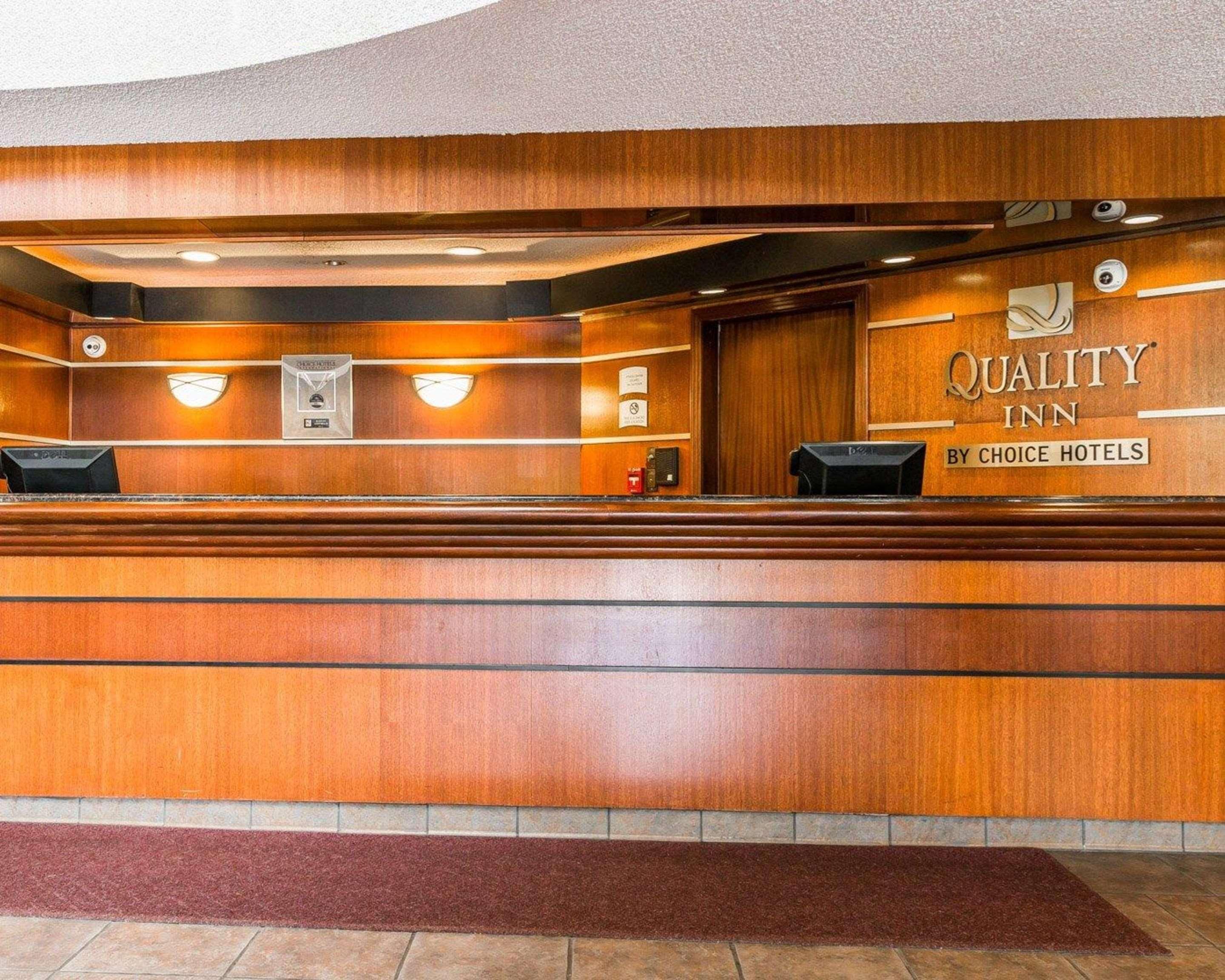 Quality Inn Auburn Hills - Detroit North Exteriör bild